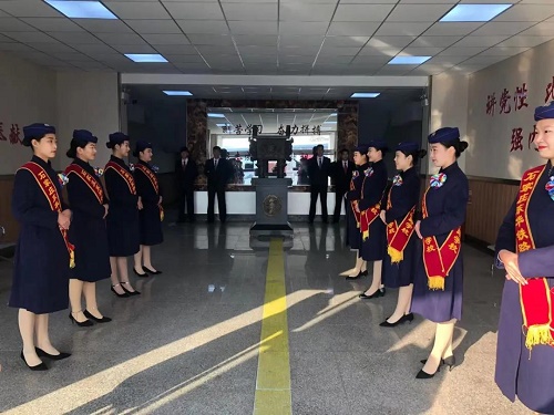 石家莊東華鐵路學(xué)校航空乘務(wù)專業(yè)