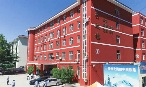 石家莊同創(chuàng)鐵路學(xué)校學(xué)費(fèi)是一年一交嗎