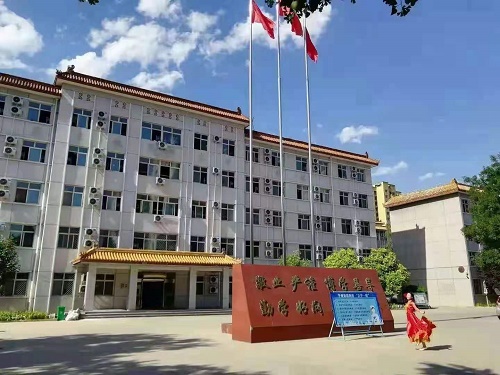 石家莊鐵路學(xué)校2025年招生要求