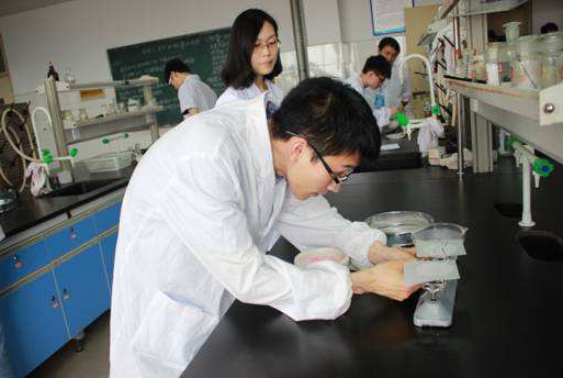 河北同仁醫(yī)學中等專業(yè)學校生物藥物檢驗中專班招生