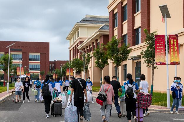 石家莊新鐵職業(yè)高中能考本科嗎